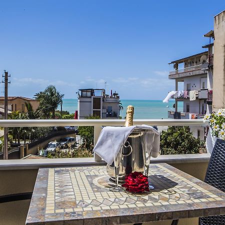 Le Notti Di Morfeo Bed & Breakfast San Leone Eksteriør bilde