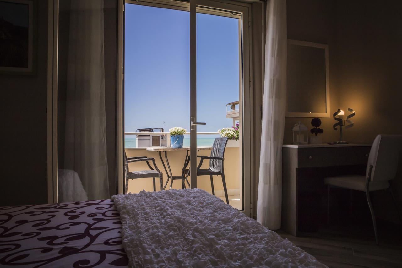 Le Notti Di Morfeo Bed & Breakfast San Leone Eksteriør bilde