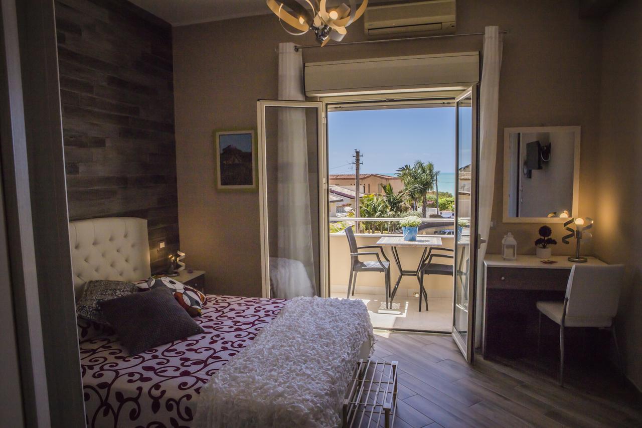 Le Notti Di Morfeo Bed & Breakfast San Leone Eksteriør bilde