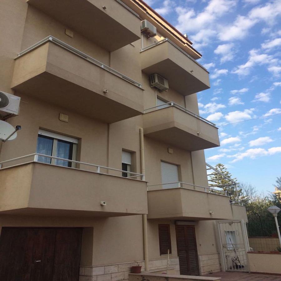 Le Notti Di Morfeo Bed & Breakfast San Leone Eksteriør bilde